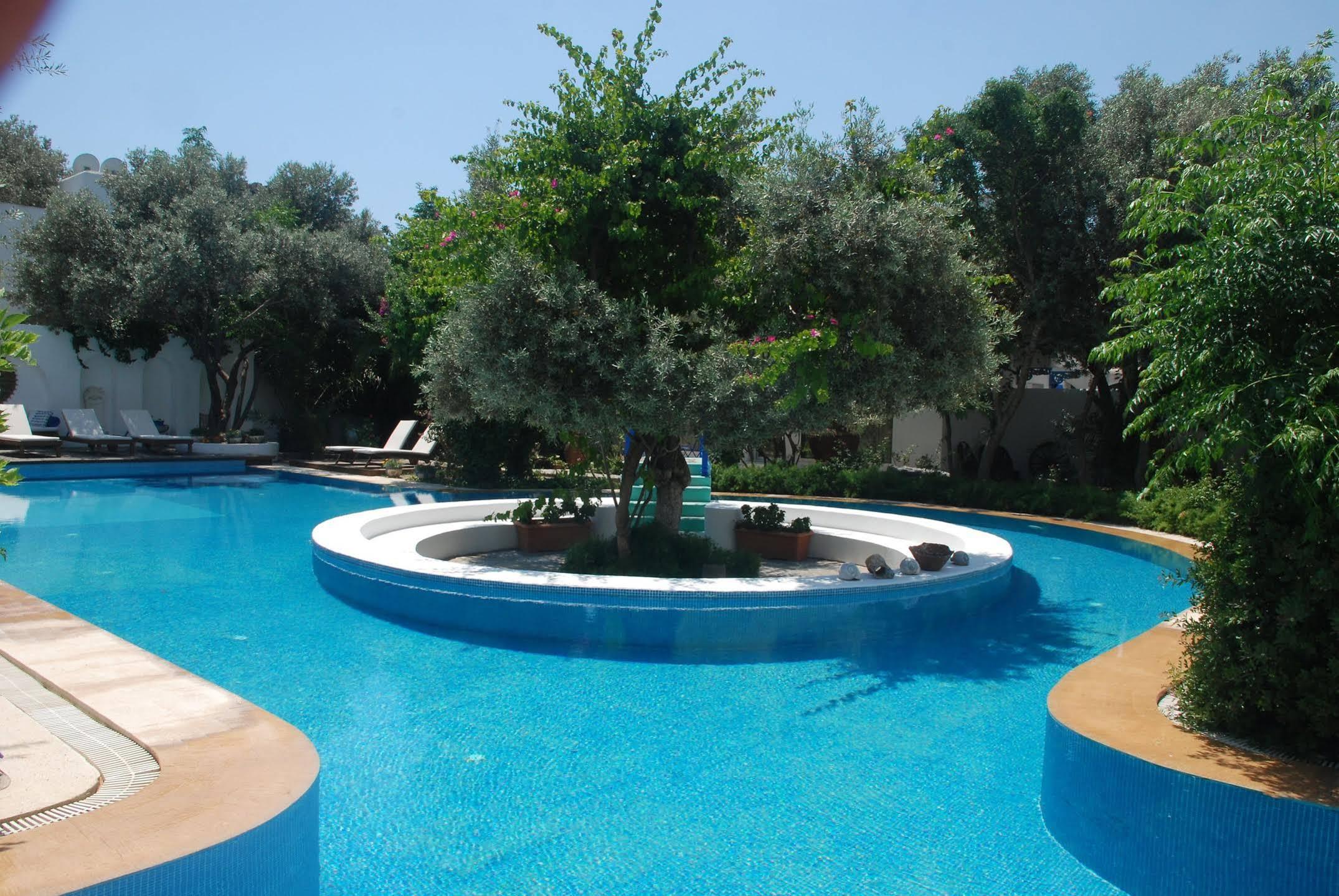 Konacik Villa Oliva Butik Hotel מראה חיצוני תמונה